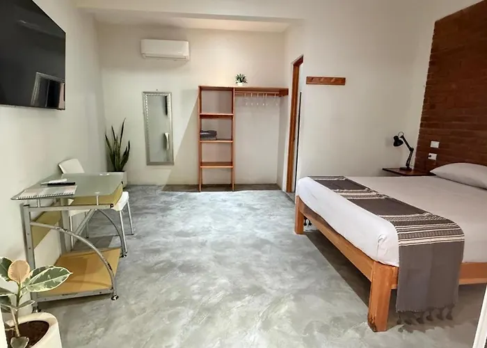 Casa Sixta a 7min del aeropuerto internacional PMX y 2 cuadras terminal autob ADO