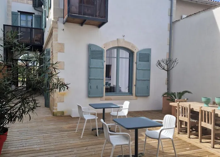 Welcom Apparts-Chic Et Intimiste-100M Du Port
