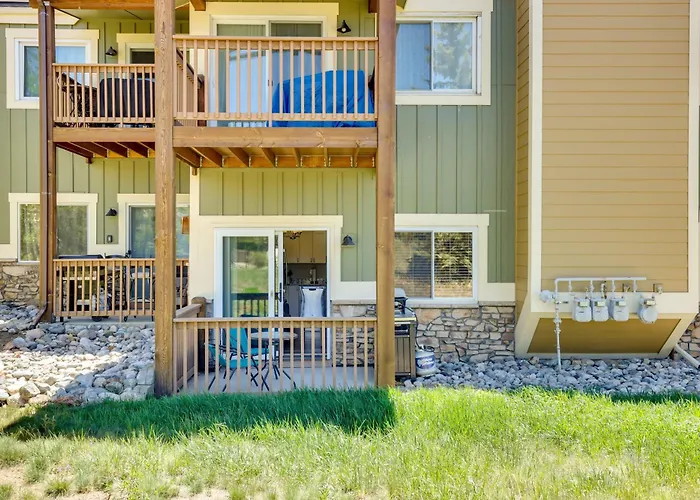 Ski Getaway! Mtn-View Condo Near Keystone Resort