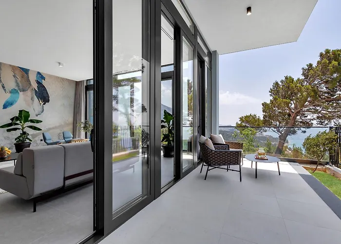 Kuk Oaza Luxury Villas