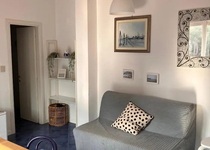 Casa Milano Marittima In Centro Tre Locali Con Terrazzo