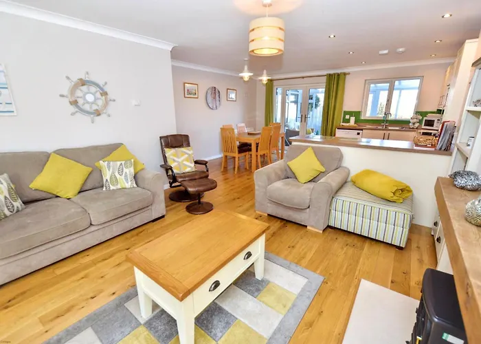 18 Marriotts Way