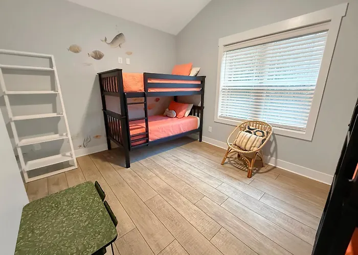 Live Oak Cottage Oki Beach Retreat
