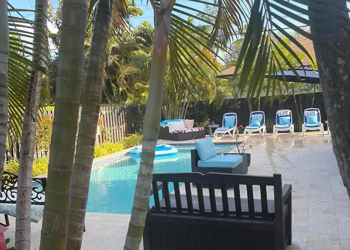 Poolside Manor - Men Only Clothing-Optional