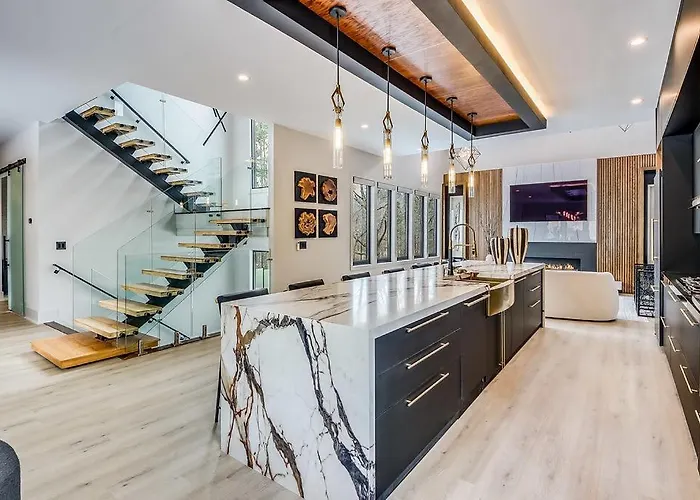 Serenity Estates 5Br Modern Retreat