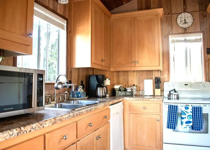 Cambria Mountain View Retreat