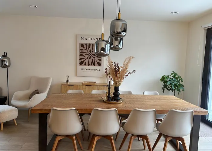 Luxe Woning Met Verwarmd Zwembad