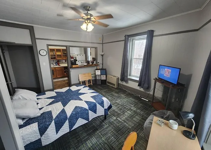 K5 2Nd Floor Studio Near Mtu, Keweenaw, Great Rates