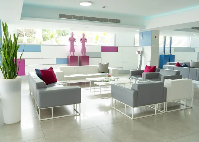 Bluesea Marieta & Spa (Adults Only)