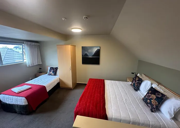 Asure Centrepoint Motel