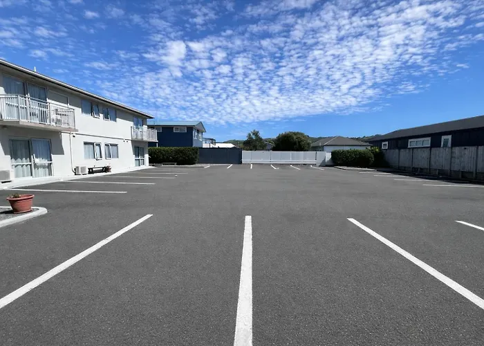 Bks Premier Motel Esplanade