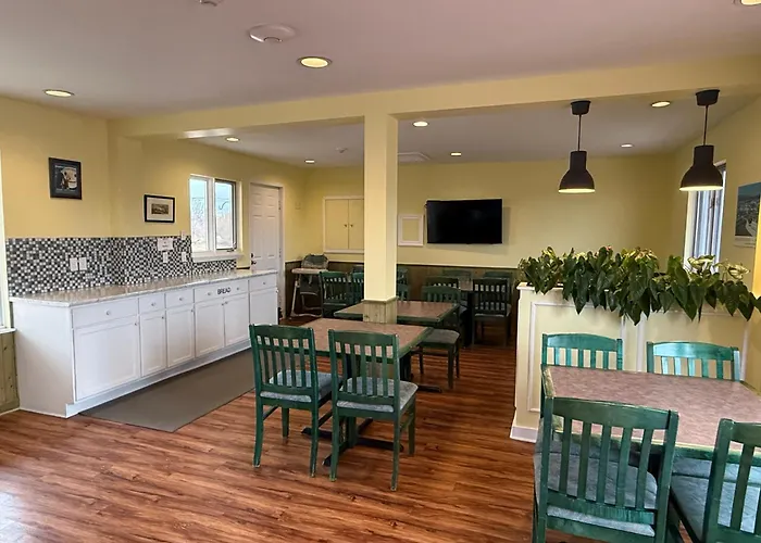 Annapolis Royal Inn & Suites