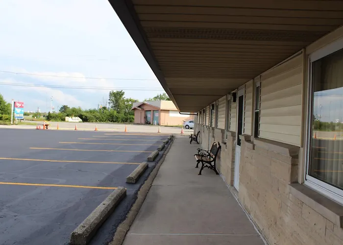 The Perrysburg Budget Inn