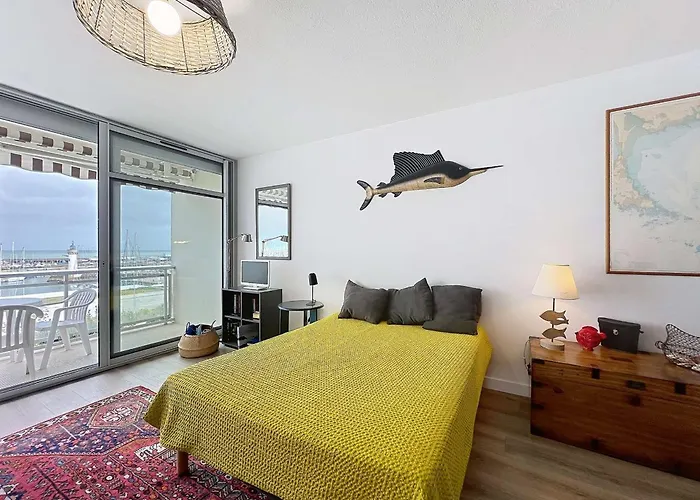 Quiberon - Studio Renove 33M² Avec Balcon, Parking Et Animaux Acceptes