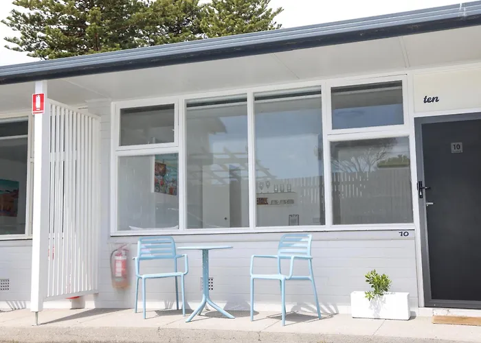 Harbour View Motel