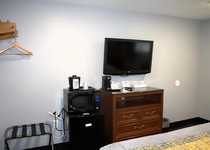 Havenpointe Inn & Suites