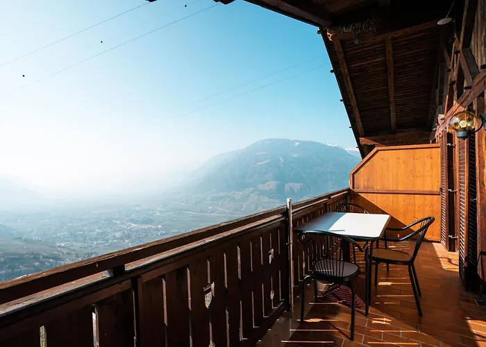 Residence Innerfarmerhof Tirolo
