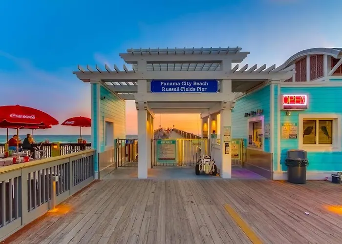 Emerald Beach Resort 1826