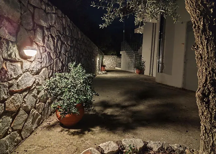 Blue Yard Apartments