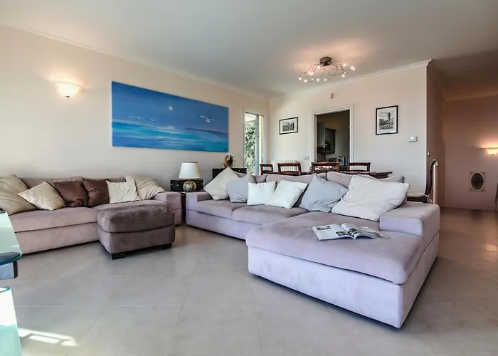 Villa Lucia Riviera Dei Fiori, Sea-View And Pool