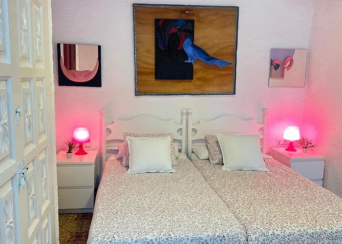 Casa Con Jardin A 35 Metros De La Playa. Br.