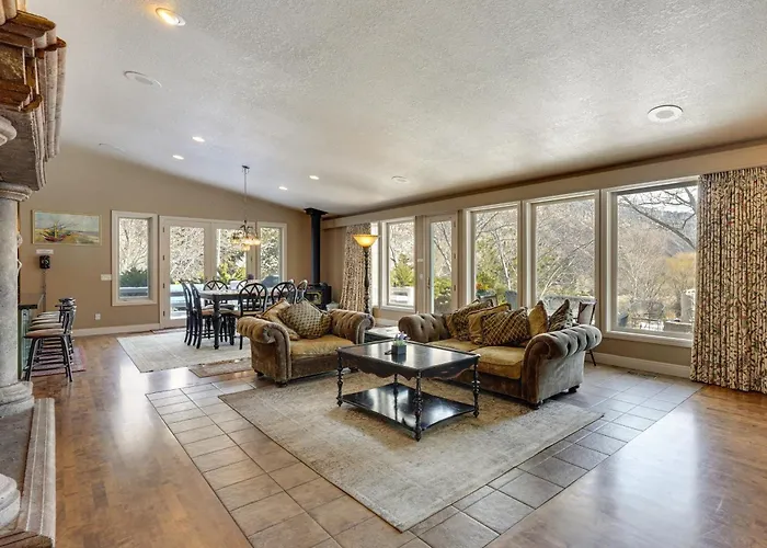 Hot Tub & Snake River Views At Twin Falls Home