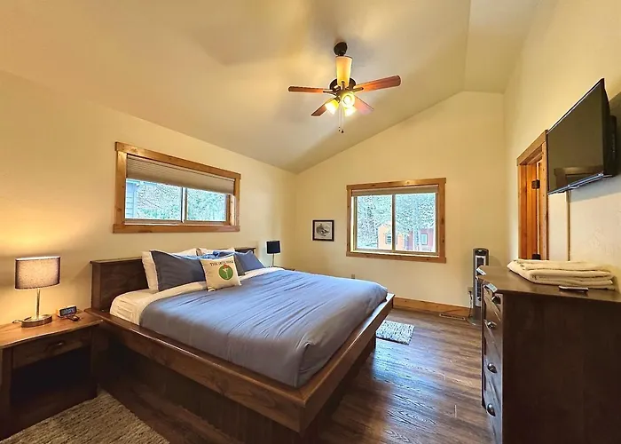 Eagle Bend Townhome W King Suites & Amazing Views