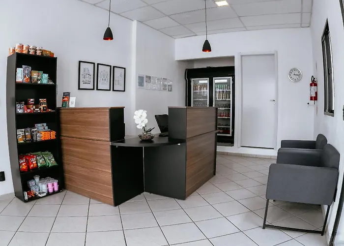 VILLA BILAC - Studios próximo à Vila Germânica Bairro da Velha