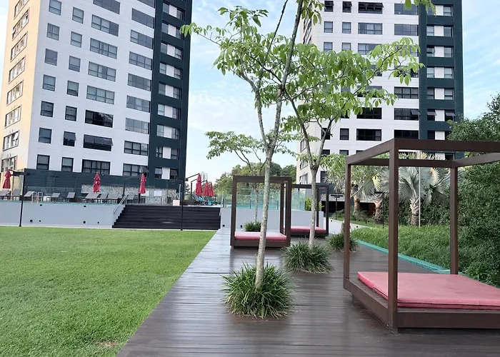Apartamento moderno no MaxHaus Praia Brava, Piscinas, Playground e Academia