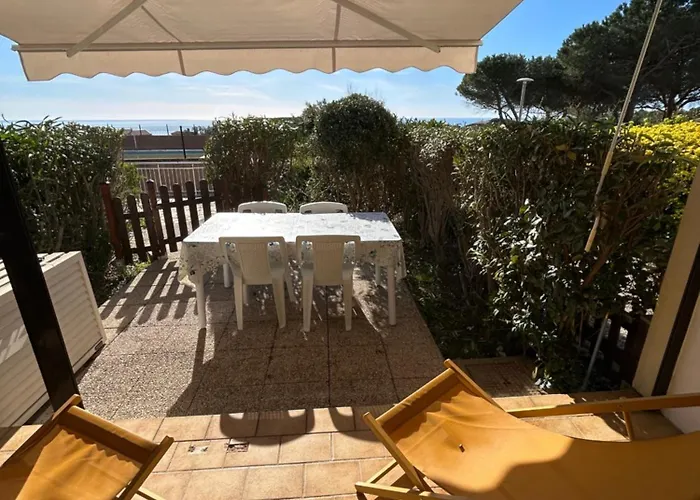 La Maison Du Bonheur Les Eaux Vives 1