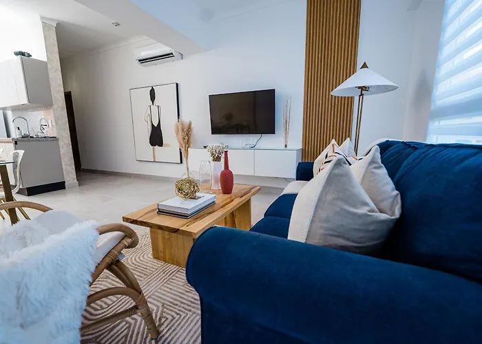 Stunning Suite - 1 Bedroom Apartment With Rooftop Jacuzzi And Stunning View - 2 Guests