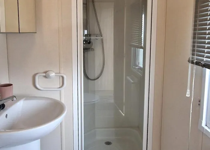 Serena Little Escape, West Sands Holiday