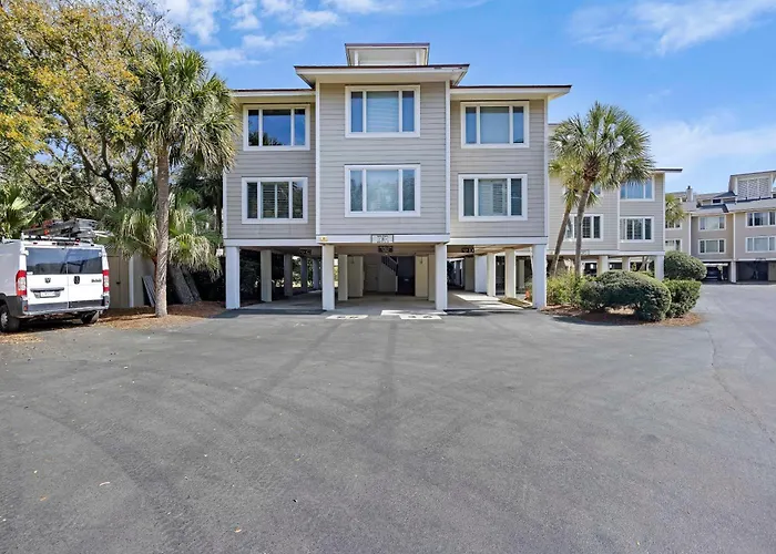Sg8A: 8A Seagrove Villa