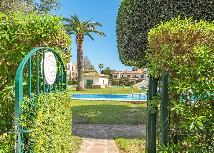 Casa Tucan Javea, Luxury Close To Arenal Beach