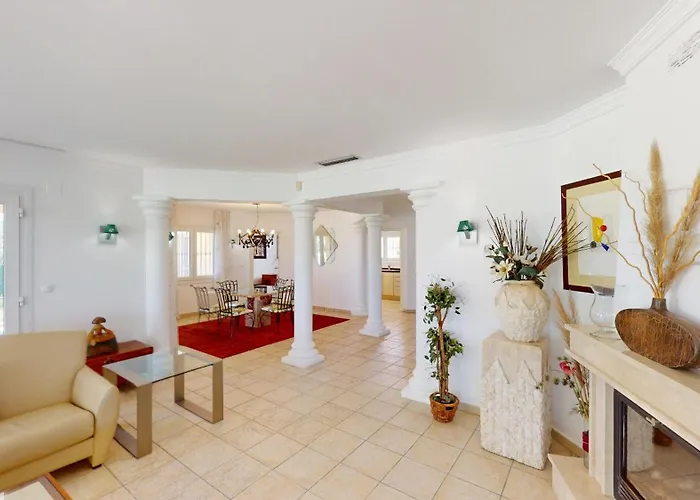 Greenview Villa By On Travel