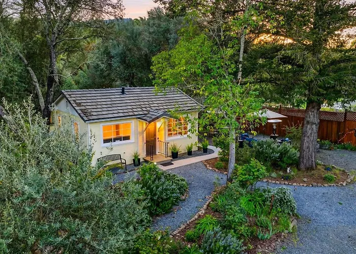 Grapevine Cottage By Avantstay
