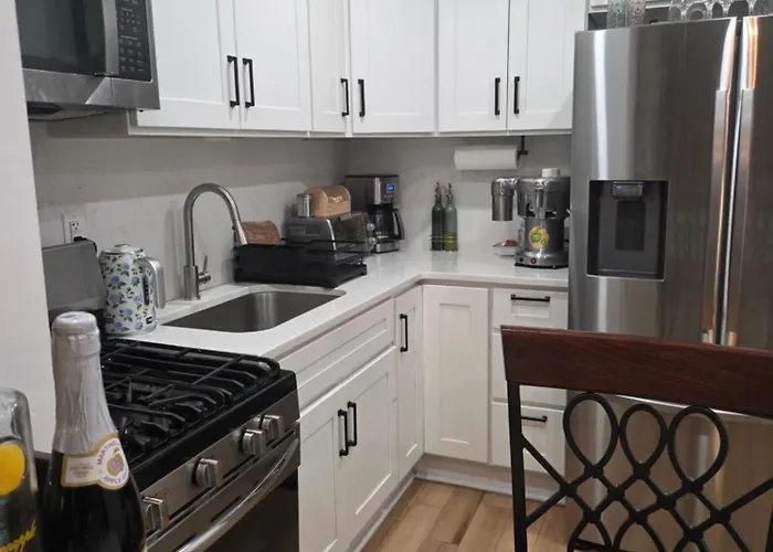 Brooklyn Luxury Suite