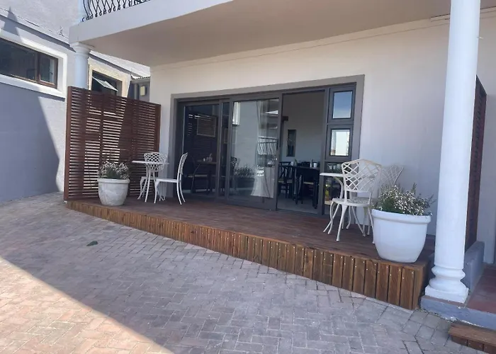 Sea Whisper Guest House