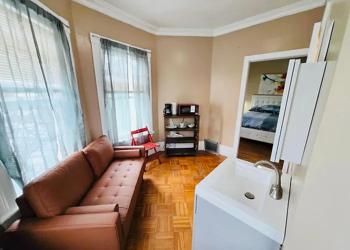 Federal Hill Suites And Rooms