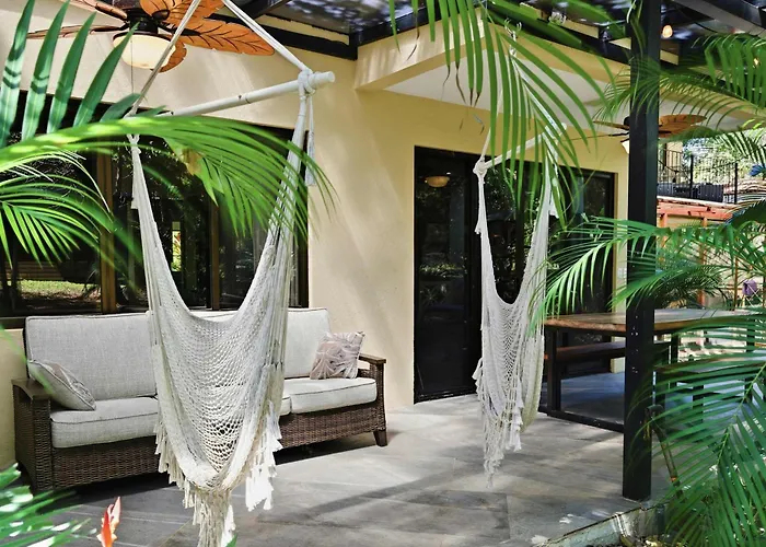 Snorkel Paradise Condo, Pool, Steps To The Beach