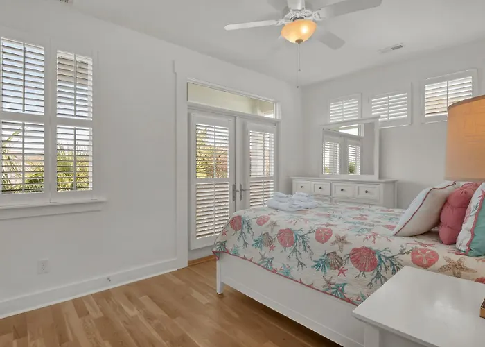 The Sea Hawk By Sea Scape Properties
