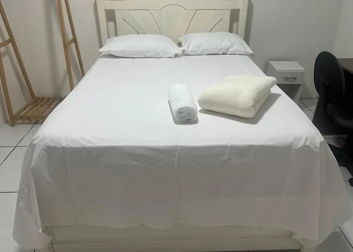 Apto suíte bem localizado