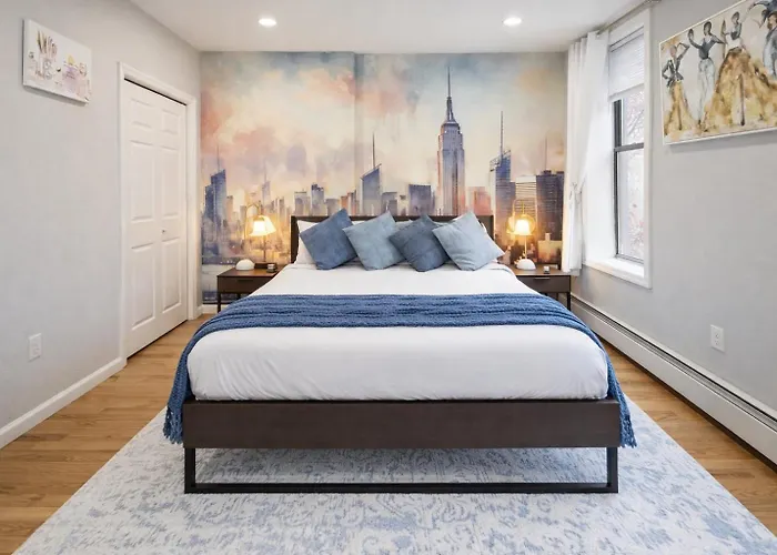 Fashionable 1-Bedrm Apt 15 Min To Manhattan