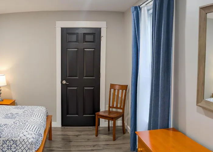Newly Renovated Acadia Apartment Mple Street