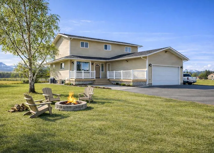 Hot-Tub, Games Room, Walk-In Sauna, 7 Bm, 15 Mins To Waterton