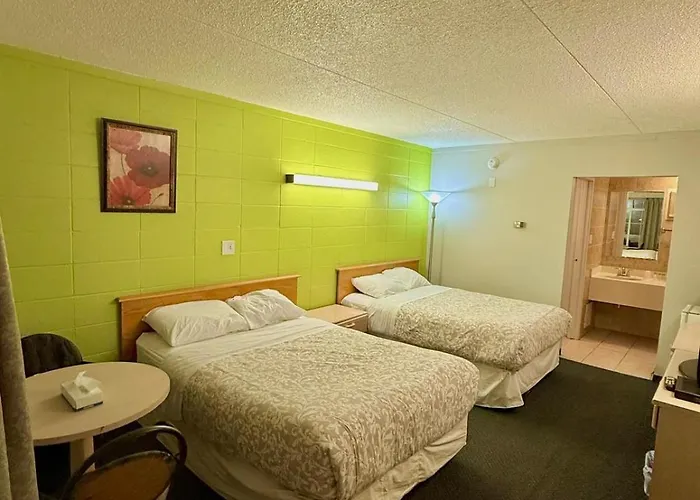 Silver Crest Lodge