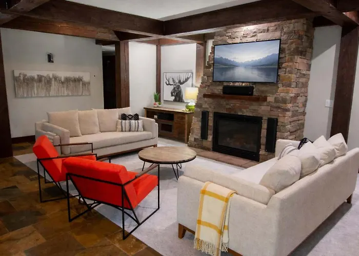 Powder Mountain Escape Ski-Inspired