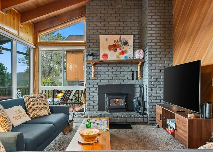 Lakeview Lodge By Avantstay