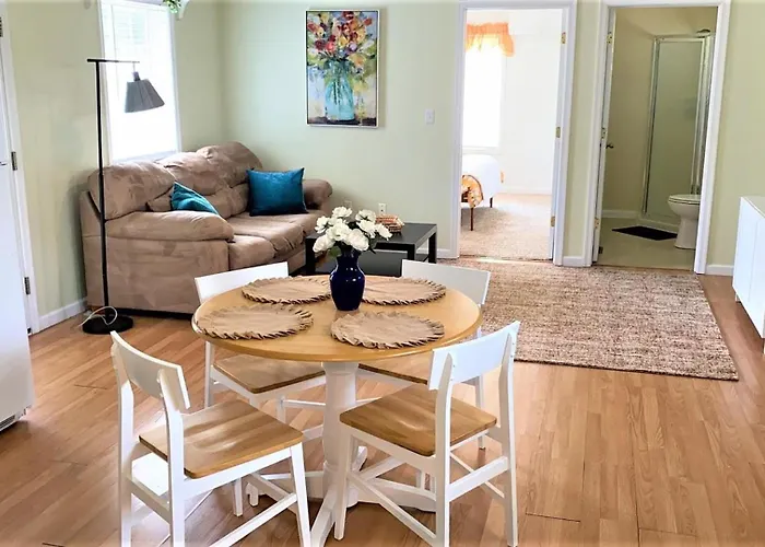 208 Pontaxit Avenue, North Cape May
