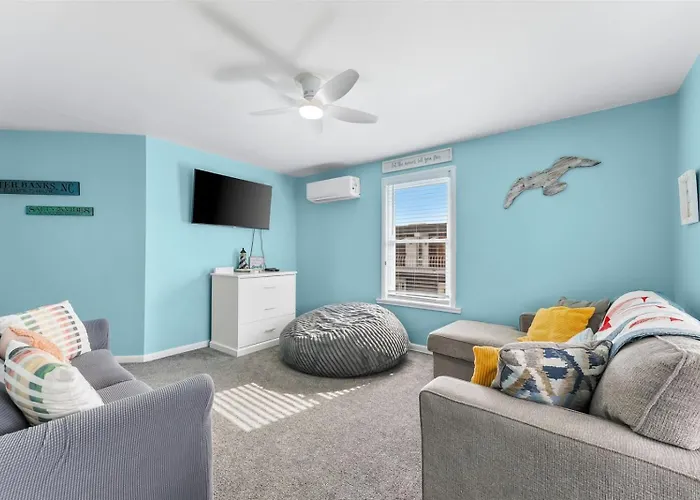 Renovated Wildwood Condo | Near Beach, Boardwalk & Attractions
